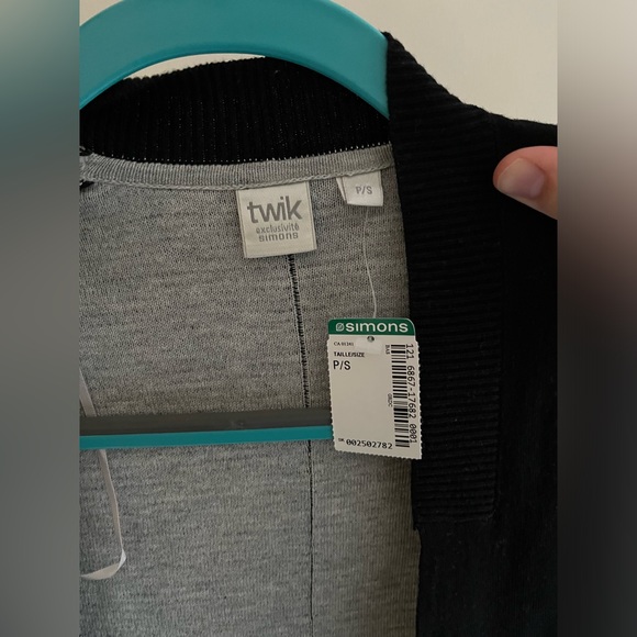 Long Cardigan - Picture 5 of 5